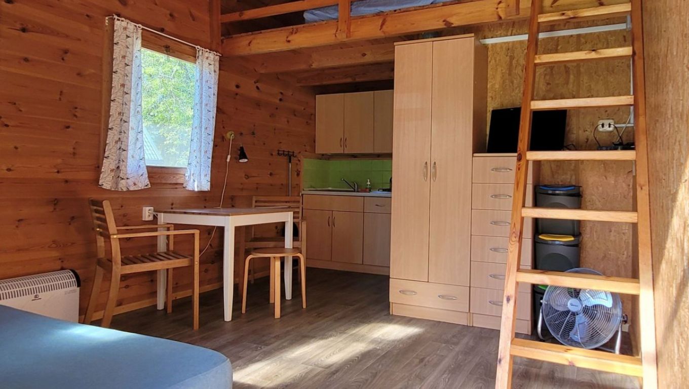 LEŚNICZÓWKA Domek przy Plaży